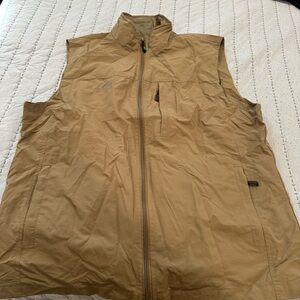 Men's Tan Outdoor Vest